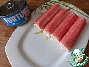 Крабовые палочки, фаршированные тунцом и сыром – кулинарный рецепт