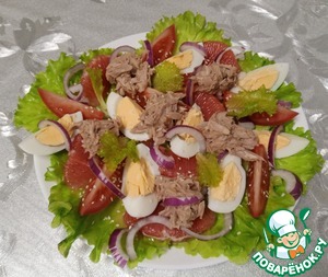 Салат с тунцом и грейпфрутом – кулинарный рецепт